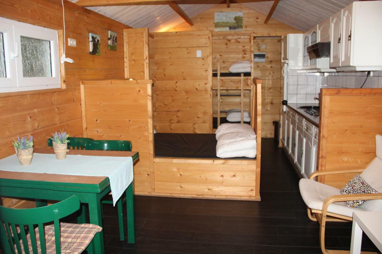 Chalet - Camping 'T Dekske Wintelre Екстер'єр фото